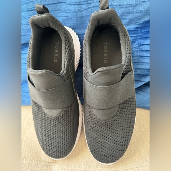 Torrid active shoe size 8 ww - Picture 2 of 5